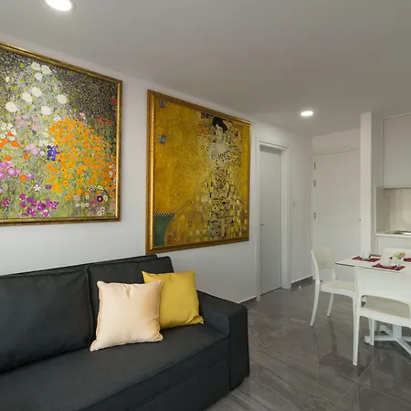 Art & Wine Boutique Larnaca