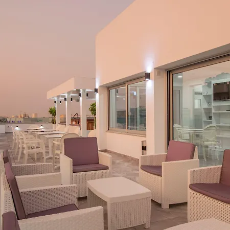 Apart-hotel Art & Wine Boutique 4*