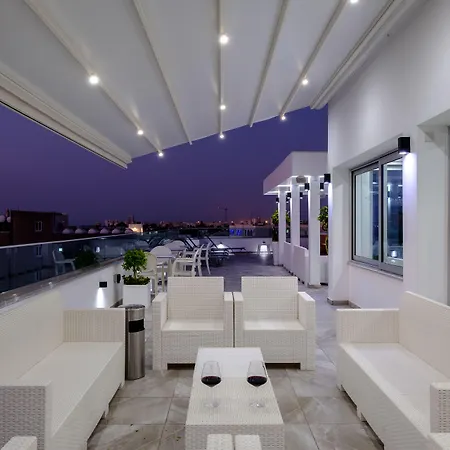 Apartahotel Art & Wine Boutique