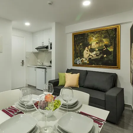 Art & Wine Boutique Apart-hotel Larnaca