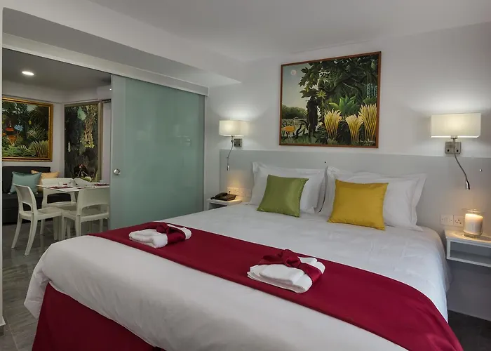 Art & Wine Boutique Aparthotel