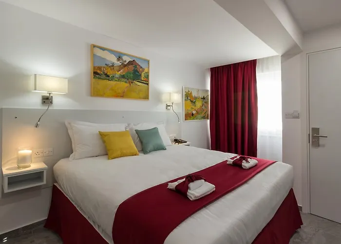 Art & Wine Boutique Aparthotel