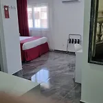 Art & Wine Boutique Apartmanhotel 4*