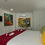 Hotel de apartamente Art & Wine Boutique Larnaca