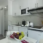 Hotel de apartamente Art & Wine Boutique 4*