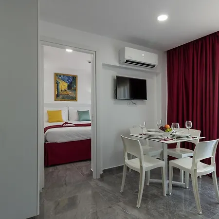 Art & Wine Boutique 4*