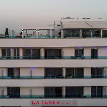 Aparthotel Art & Wine Boutique 3*