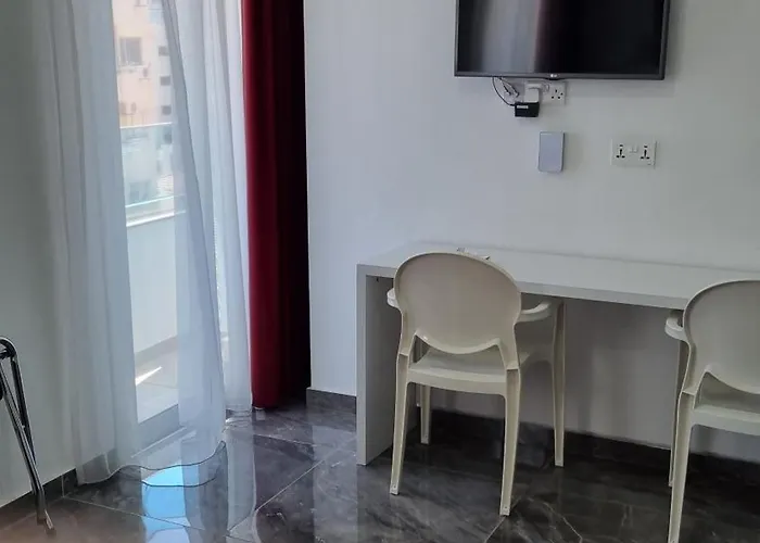 Art & Wine Boutique Hotel de apartamente