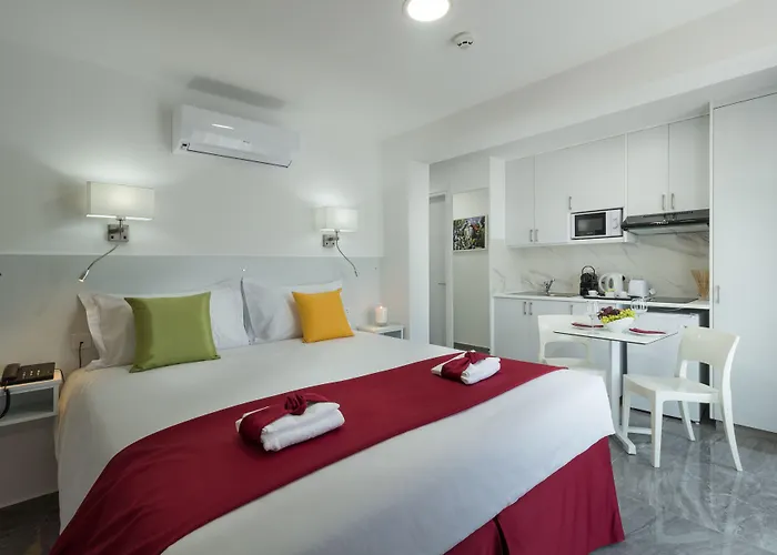 Hotel de apartamente Art & Wine Boutique 4*