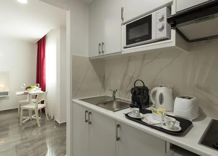 Art & Wine Boutique Lárnaca