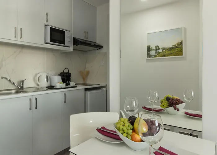 Hotel de apartamente Art & Wine Boutique Larnaca