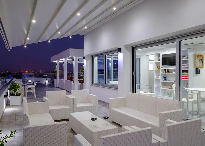 Art & Wine Boutique Apartahotel 4*