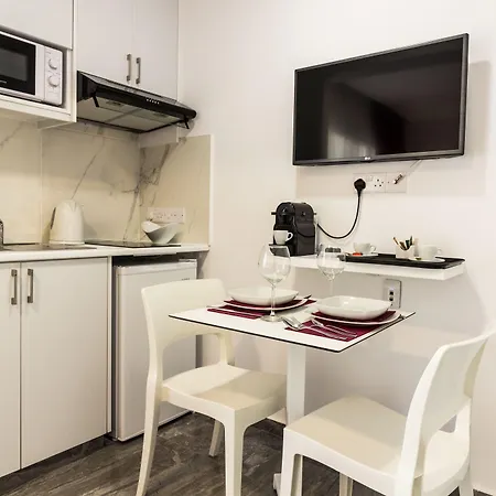 Aparthotel Art & Wine Boutique 4*